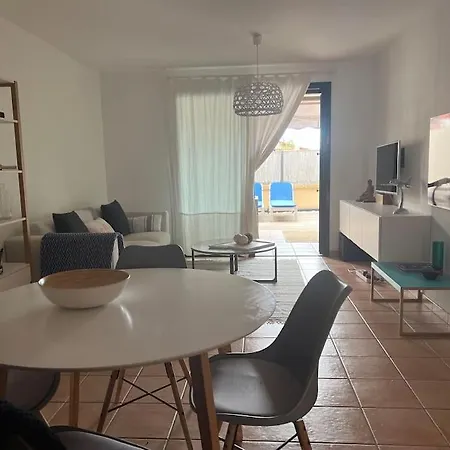 Chez Fileo Avec Piscine En 아파트 아데제
